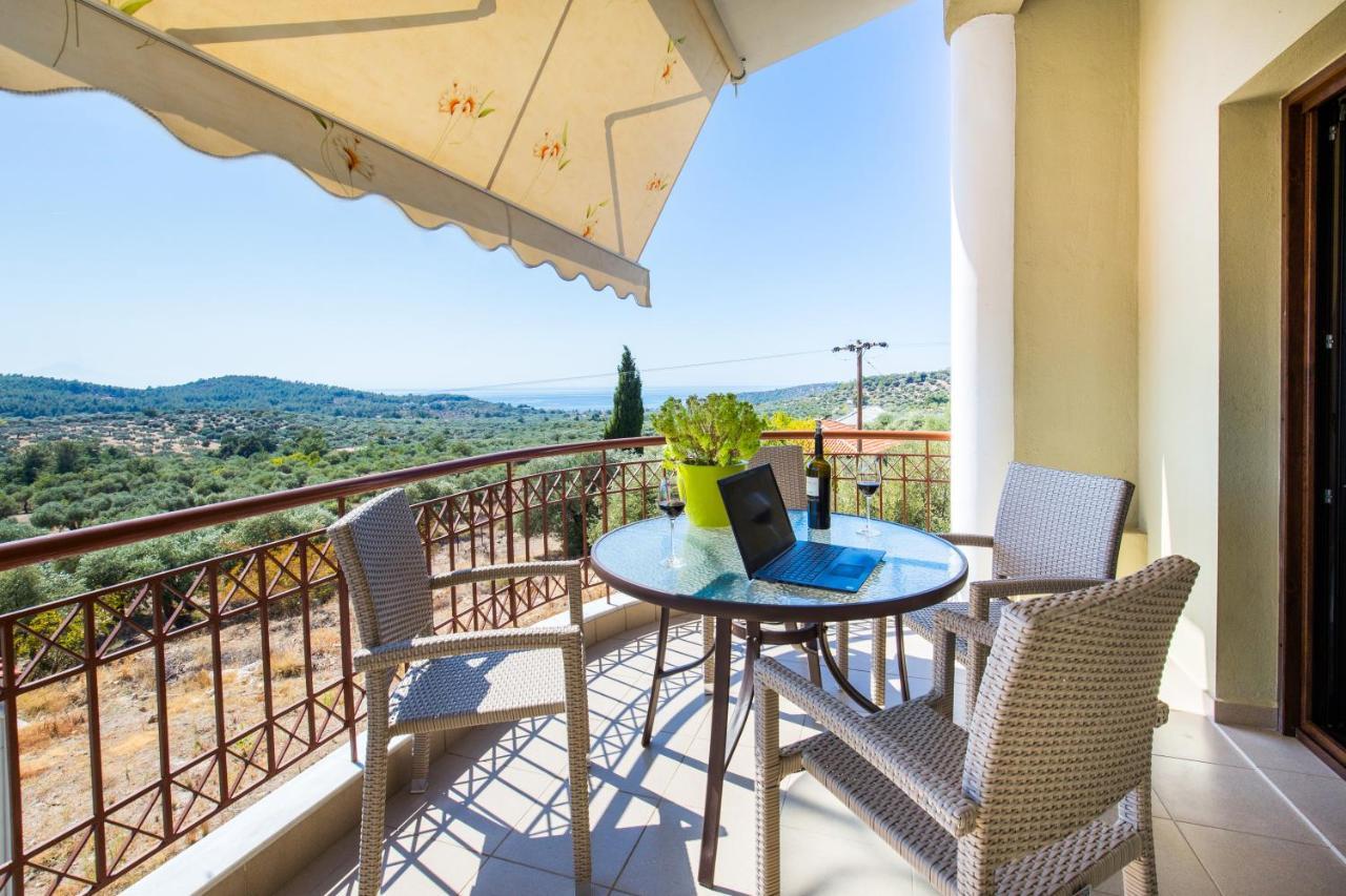Villa Oliva Астрис Екстериор снимка