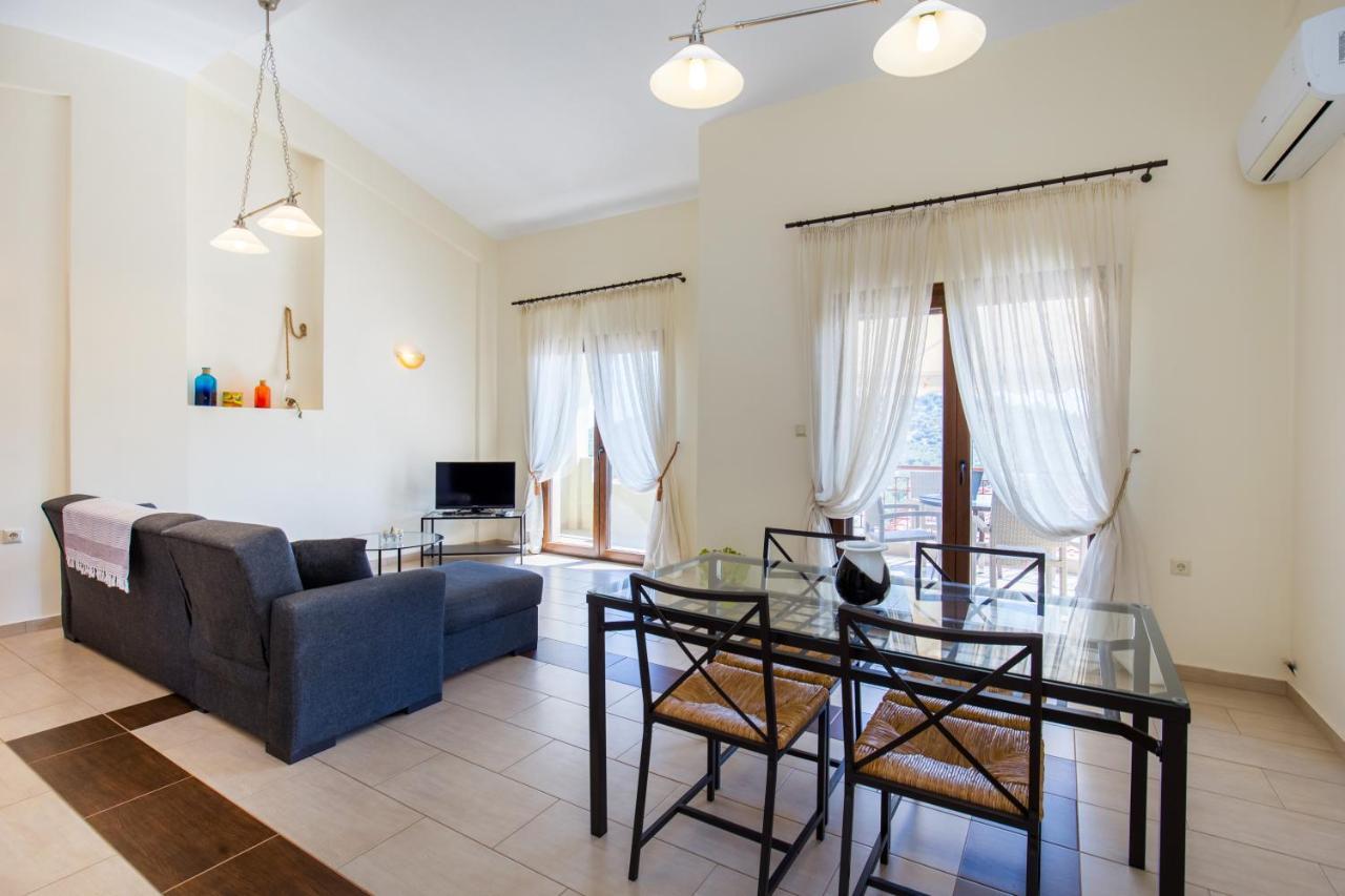 Villa Oliva Астрис Екстериор снимка